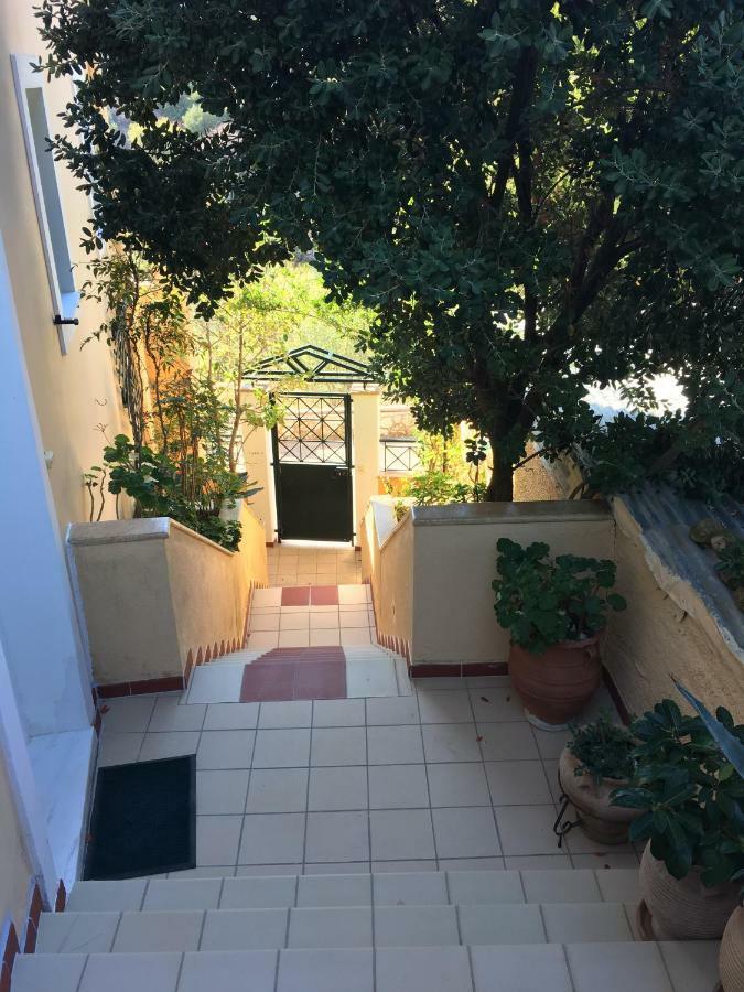 Villa Tzitzifies Kourouklata Dış mekan fotoğraf